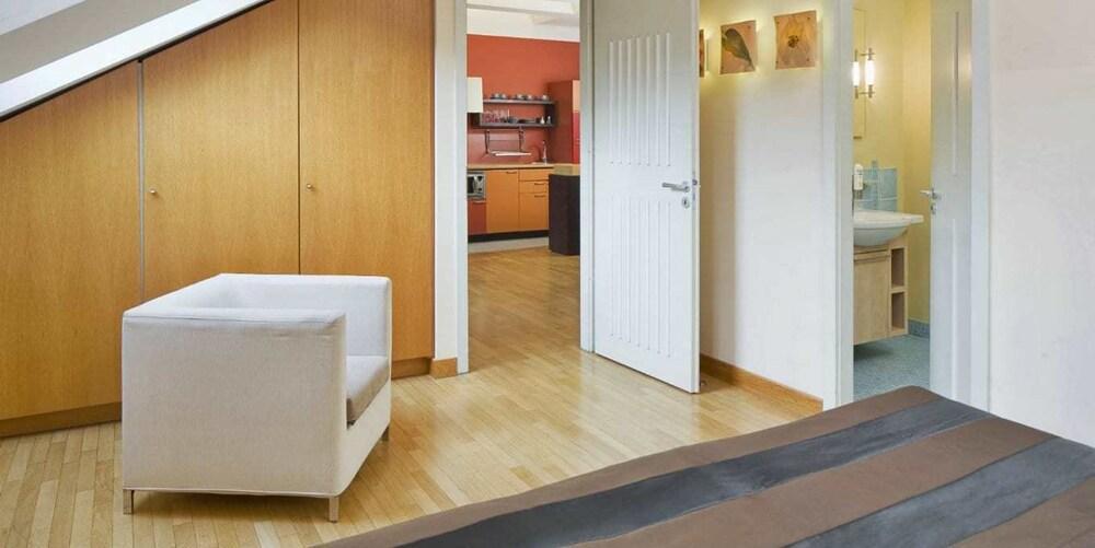 Hotel apartamentowy Mamaison Belgicka